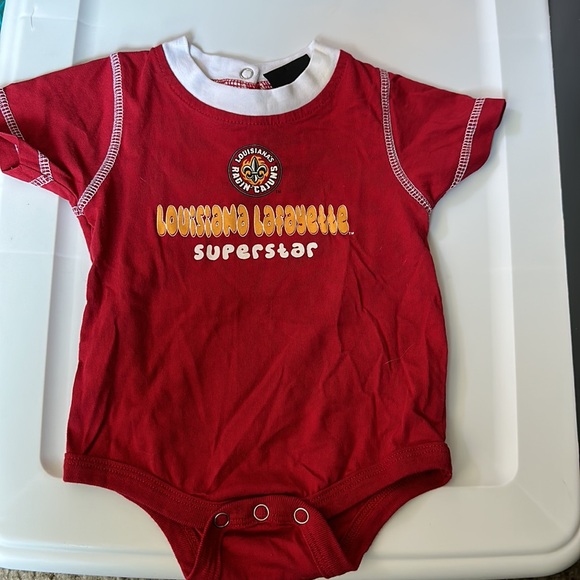 ULL RAJUN CAJUN ONESIE size 3-6 months. Team spirit of University of Louisiana - Picture 1 of 8